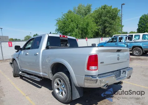 2017 Ram 1500 Laramie 4X4 6'4 Box z USA, uszkodzony, nr VIN 1C6RR7JM6HS792816